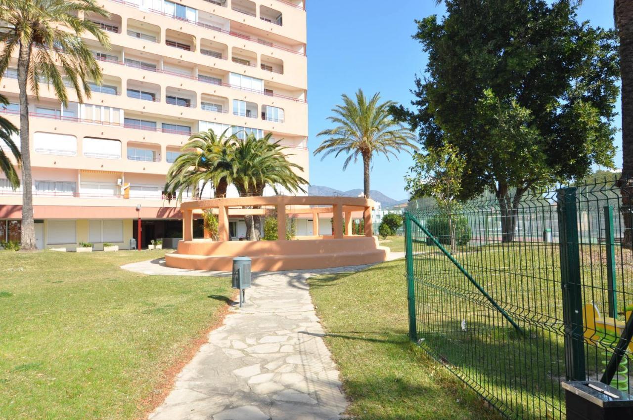 Rnet - Ir 27-B Studios Roses Costa Brava Kültér fotó